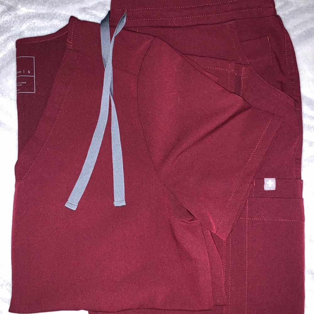 Figs scrubs